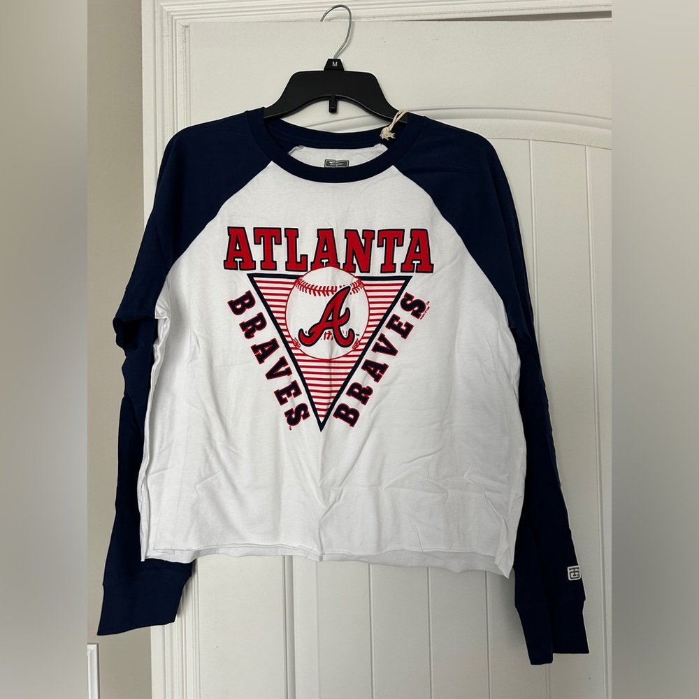 NWT Tailgate Atlanta Braves Long Sleeve Women’s Raglan Tee - L - MLB Licensed